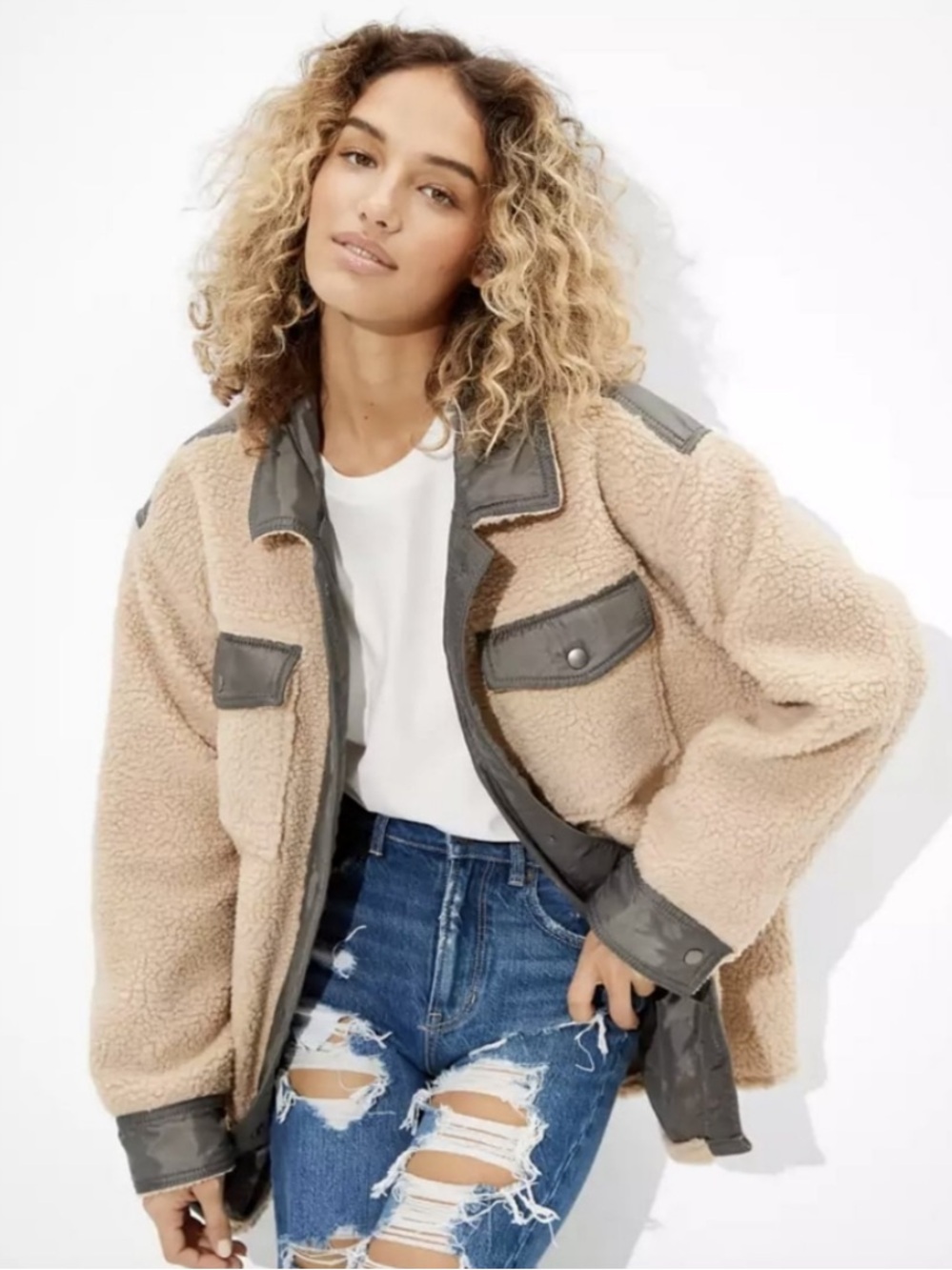 American Eagle Outfitters | Womens Cream/Tan Sherpa Snap Shacket Olive Trim S